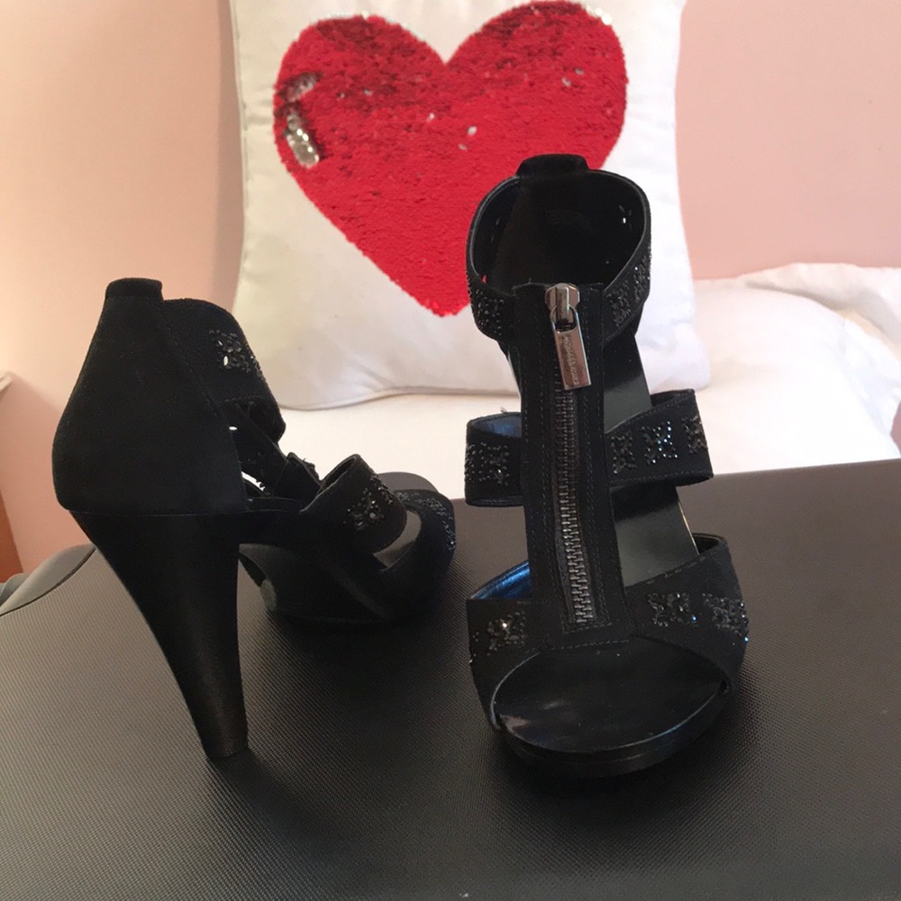 MK new sandals
